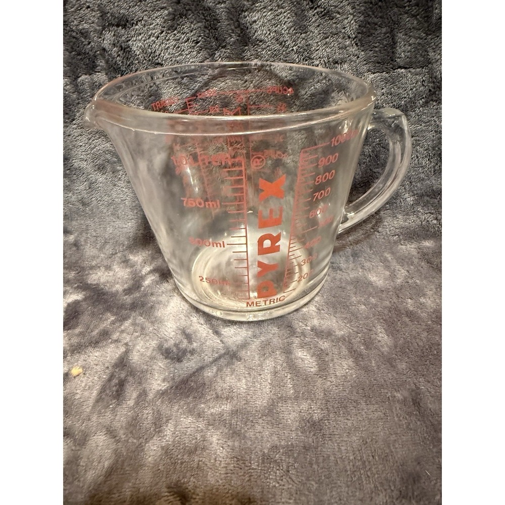 Vintage Pyrex 4 Cup/1 Quart/32 Oz/1 Liter Glass Measuring Cup/Pitcher